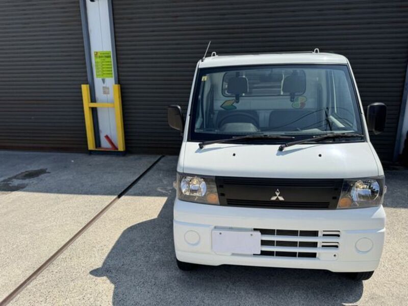 MINICAB TRUCK