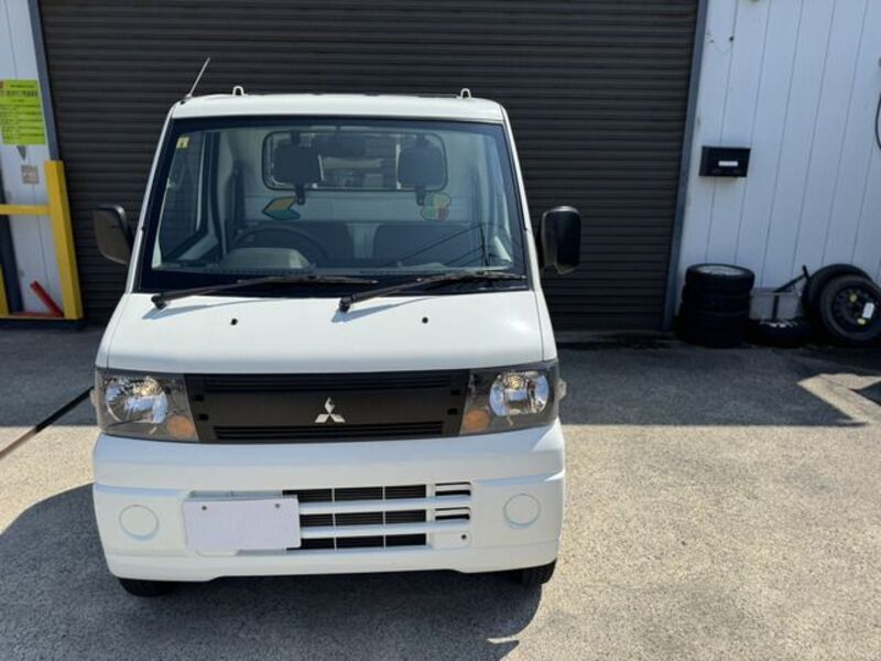 MINICAB TRUCK