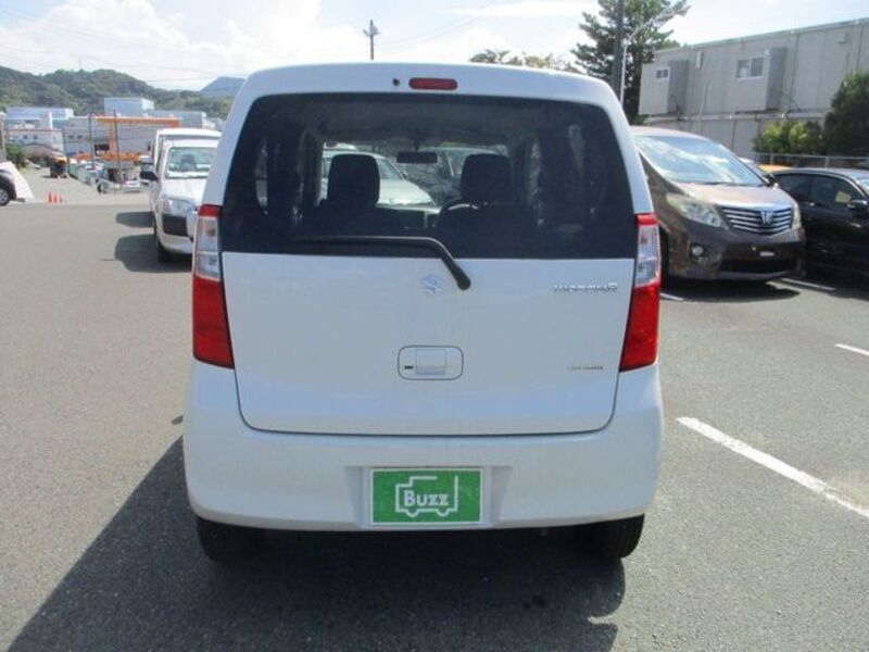 WAGON R
