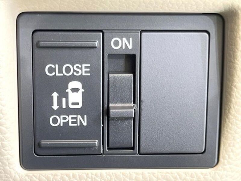 N BOX