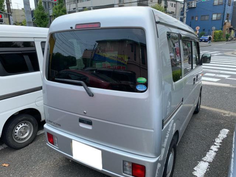 MINICAB VAN