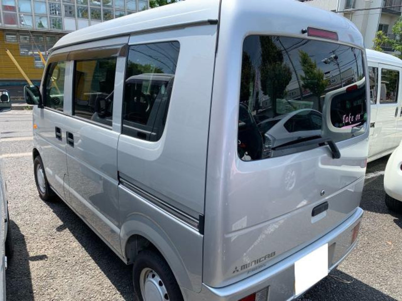 MINICAB VAN