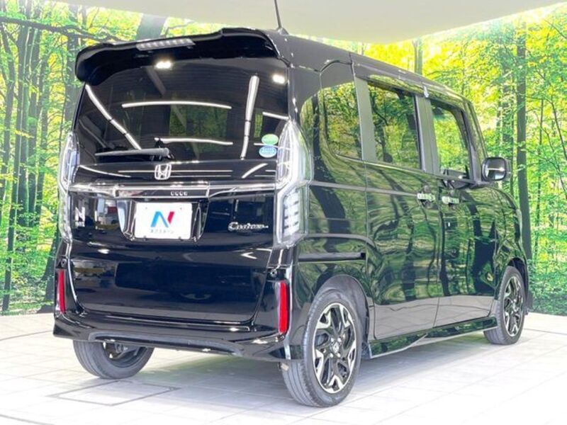 N BOX CUSTOM
