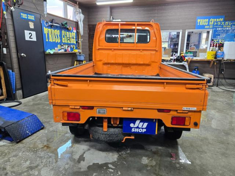 MINICAB TRUCK