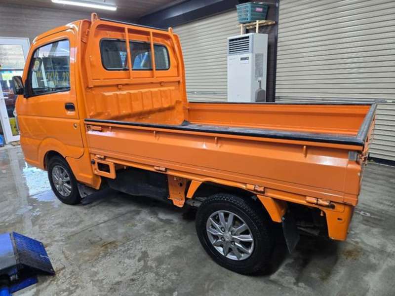 MINICAB TRUCK