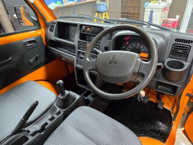 MINICAB TRUCK