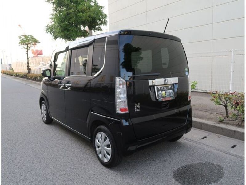 N BOX