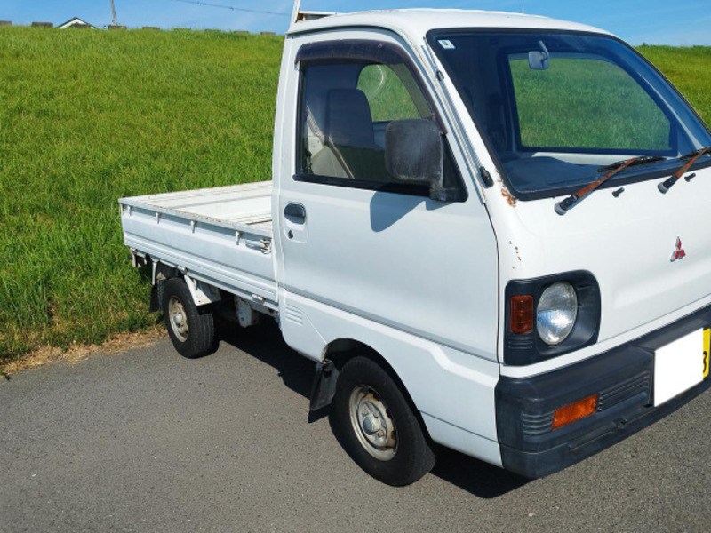 MINICAB TRUCK