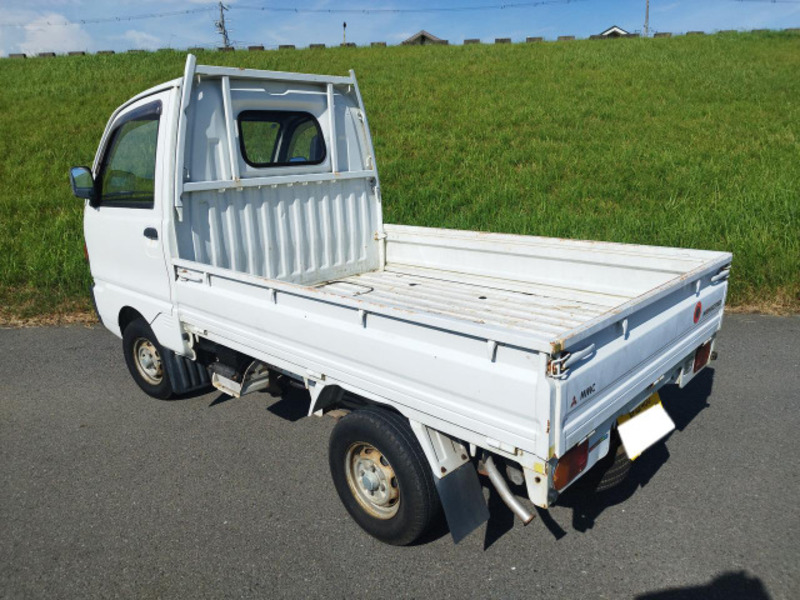 MINICAB TRUCK
