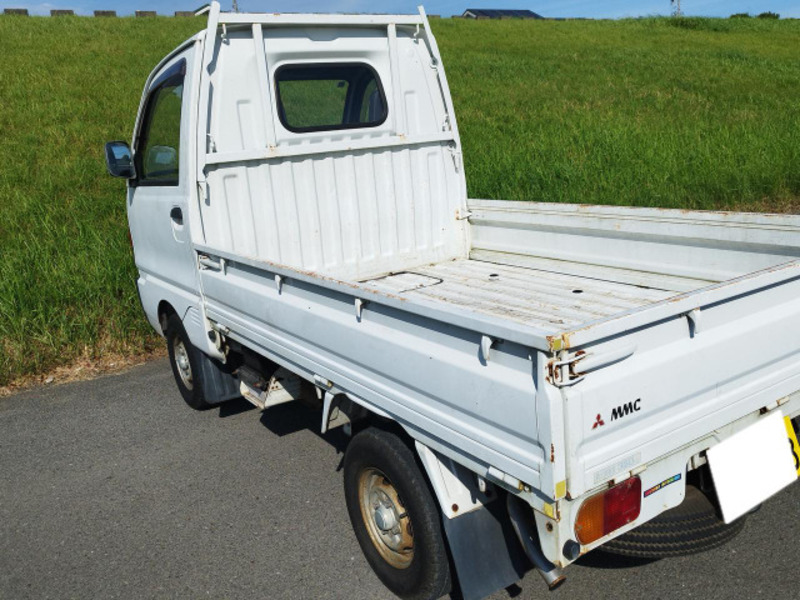 MINICAB TRUCK