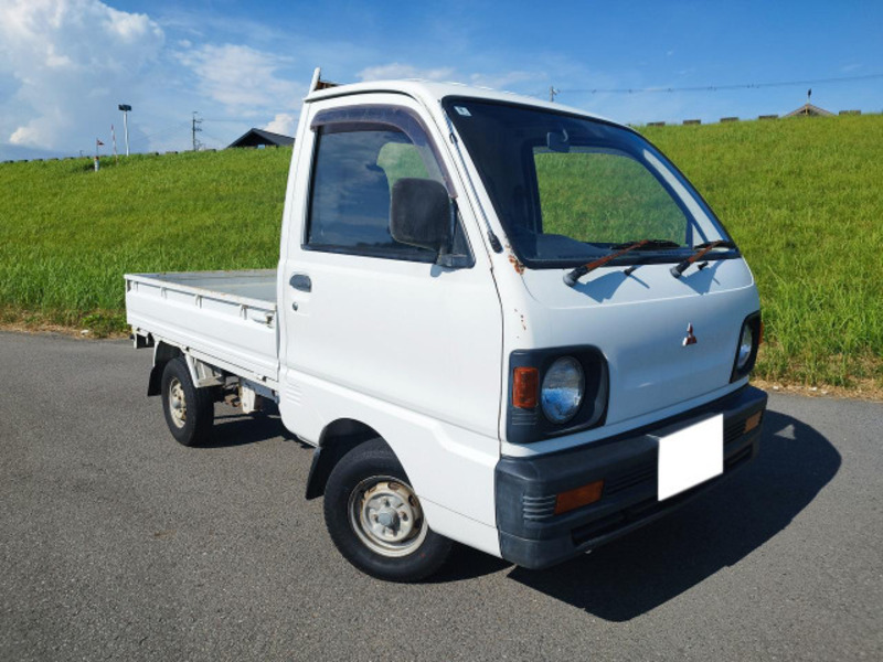 MITSUBISHI MINICAB TRUCK
