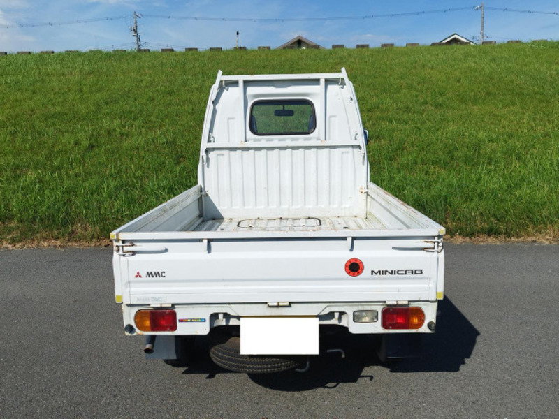 MINICAB TRUCK
