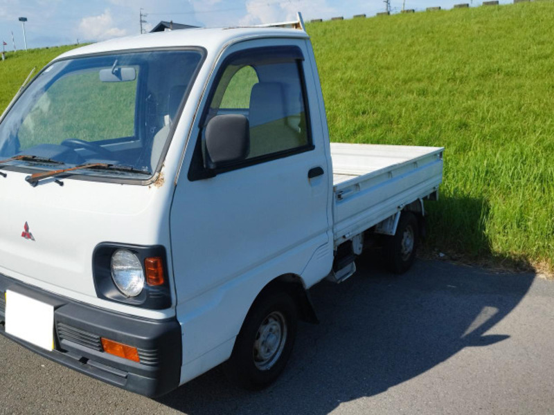 MINICAB TRUCK