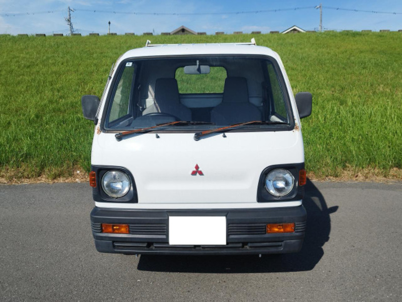 MINICAB TRUCK