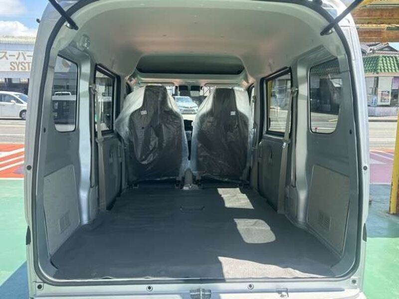 CLIPPER VAN
