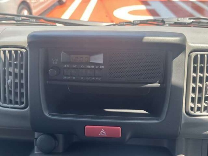 CLIPPER VAN