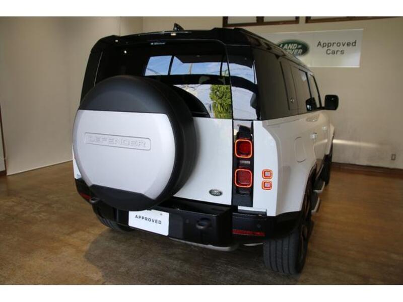 DEFENDER