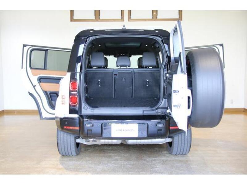 DEFENDER