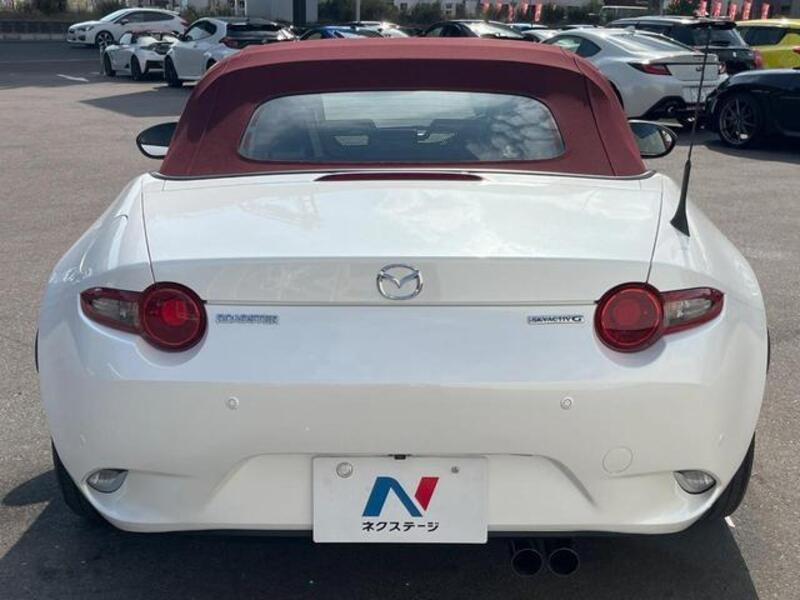 ROADSTER