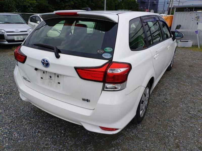 COROLLA FIELDER