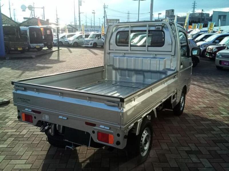 MINICAB TRUCK