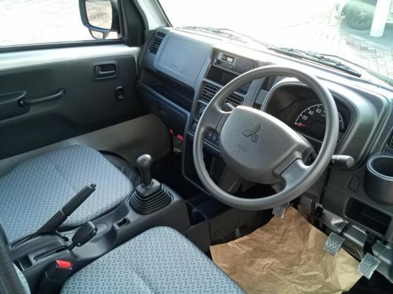 MINICAB TRUCK