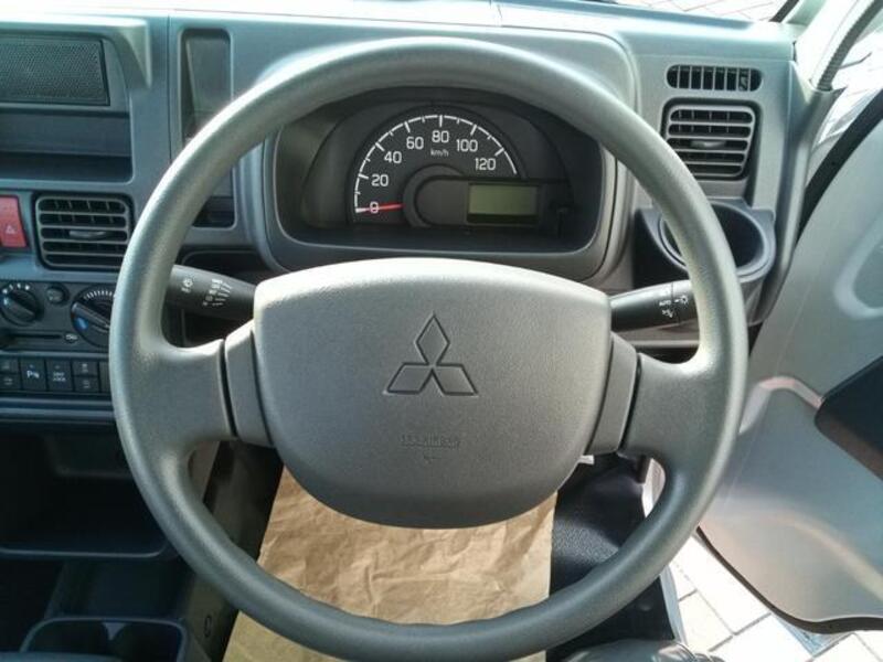 MINICAB TRUCK