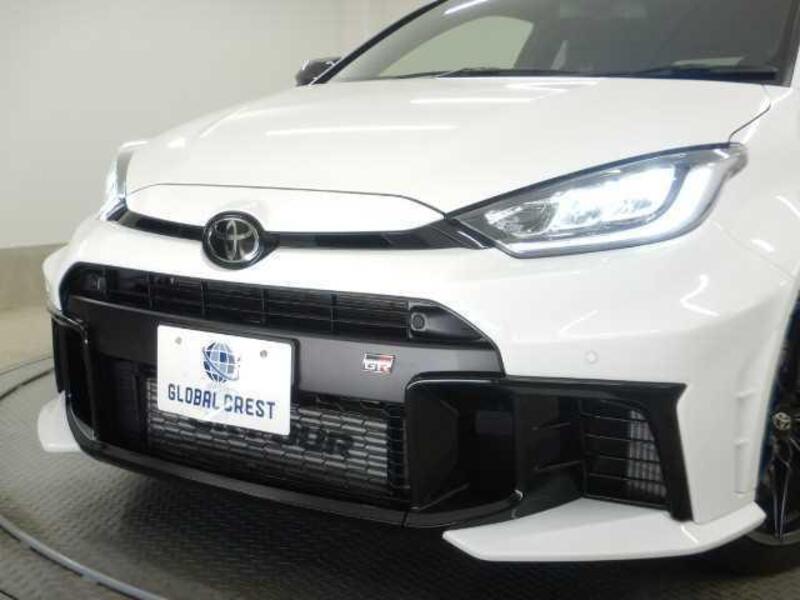 GR YARIS