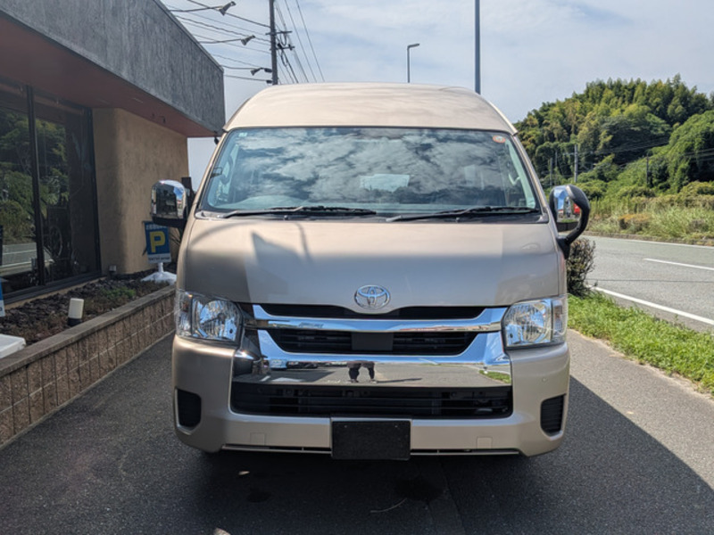 HIACE