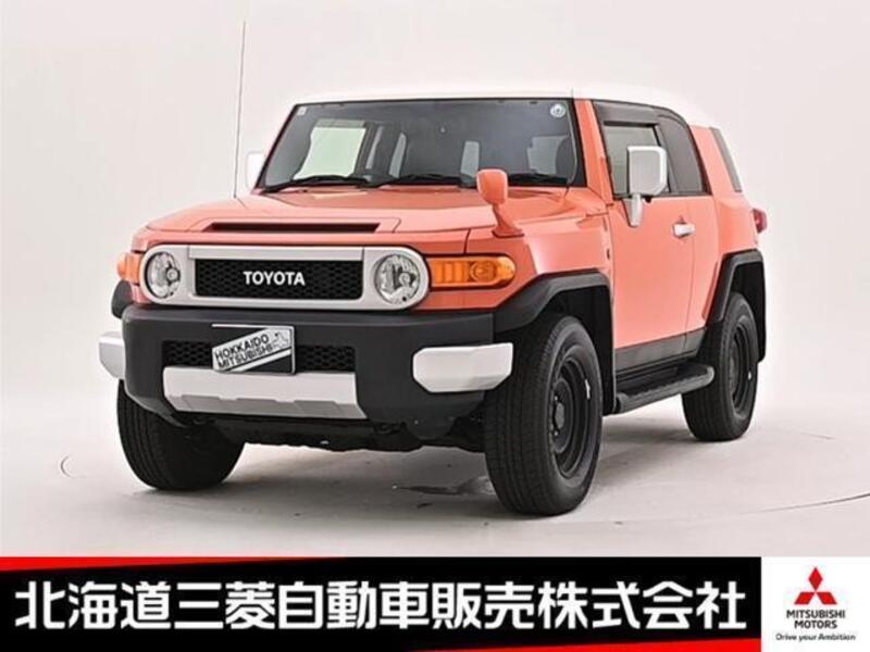 TOYOTA FJ CRUISER