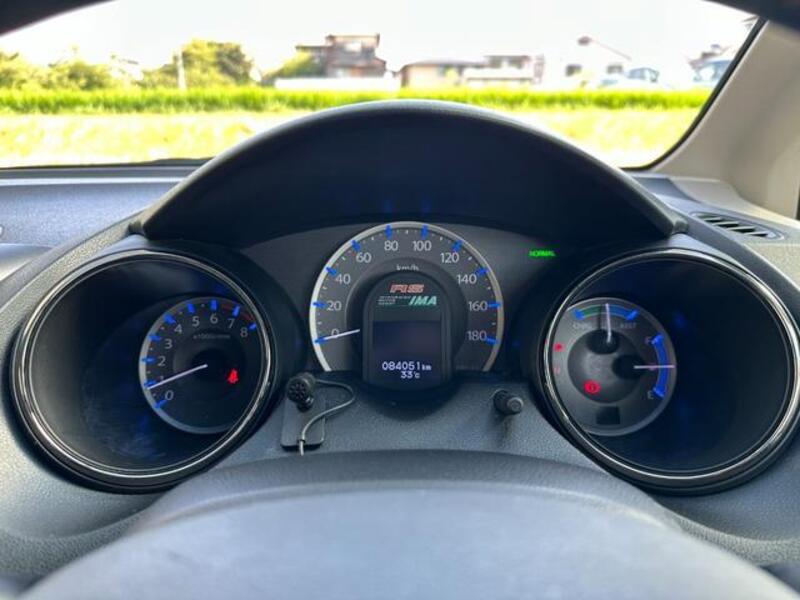 FIT HYBRID