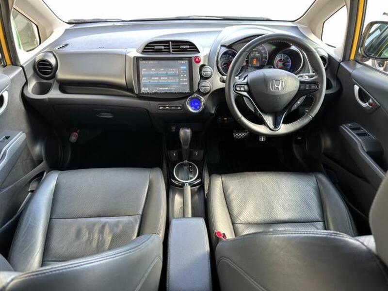 FIT HYBRID