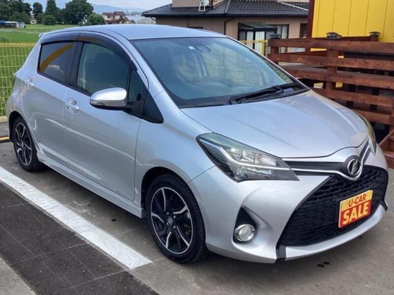 TOYOTA VITZ