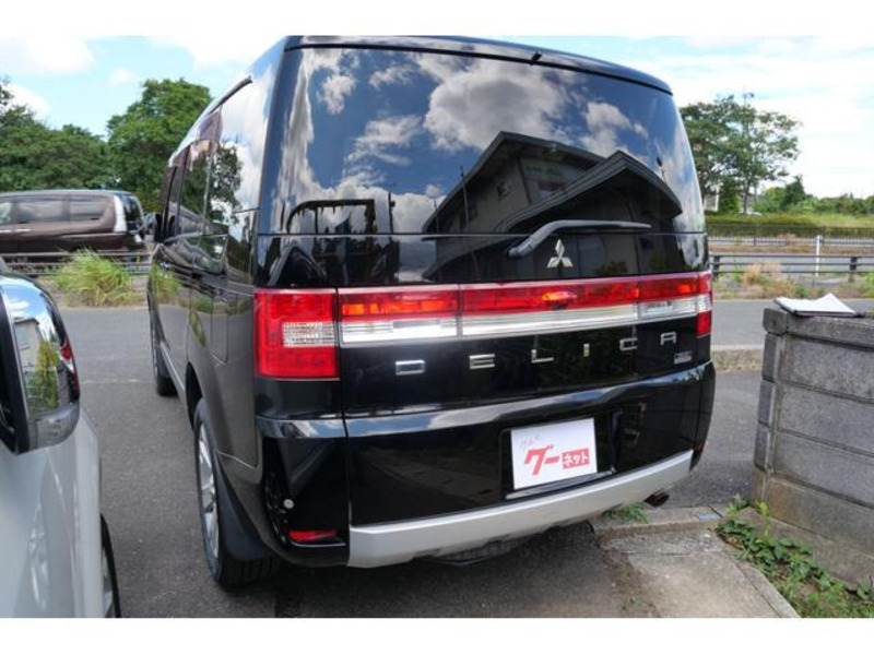 DELICA D5