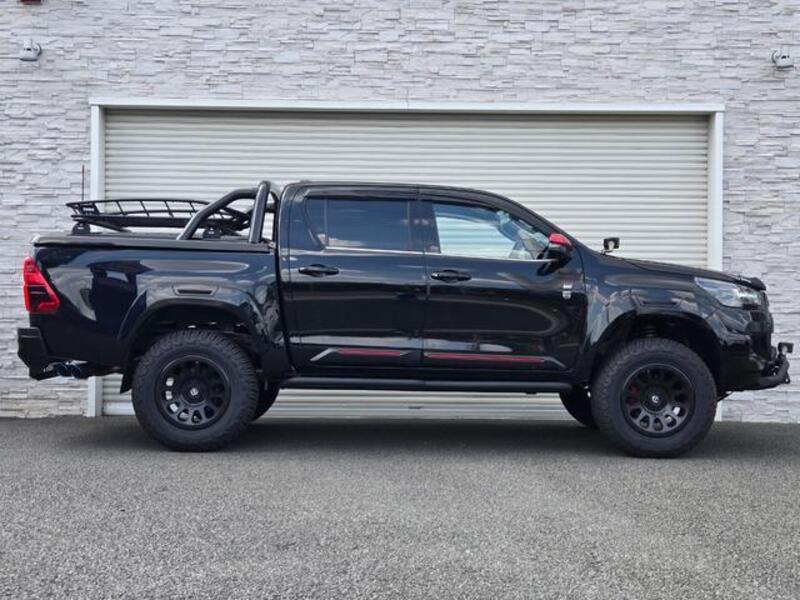 HILUX