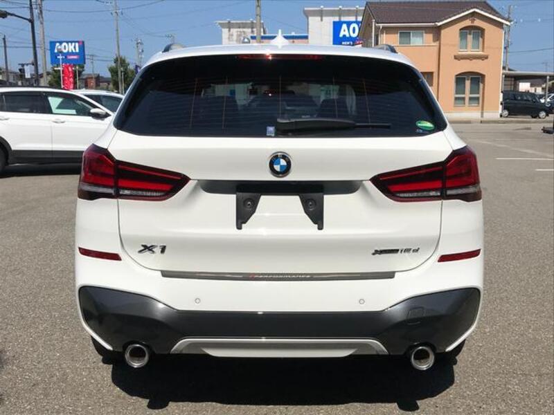 X1