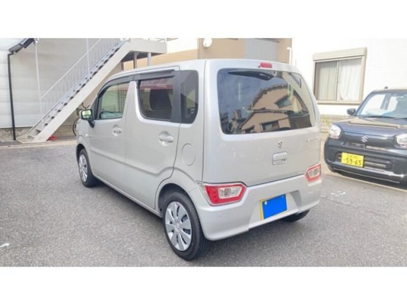 WAGON R