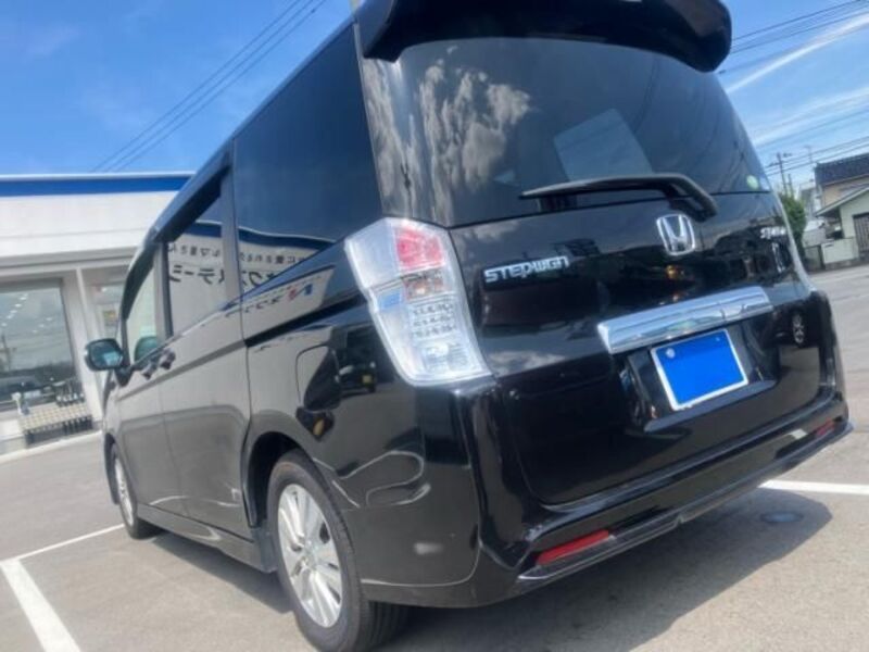 STEPWAGON SPADA