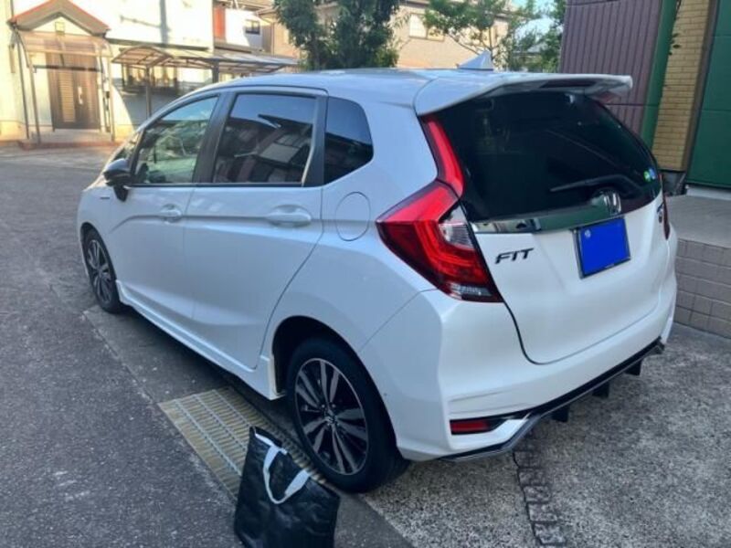 FIT HYBRID