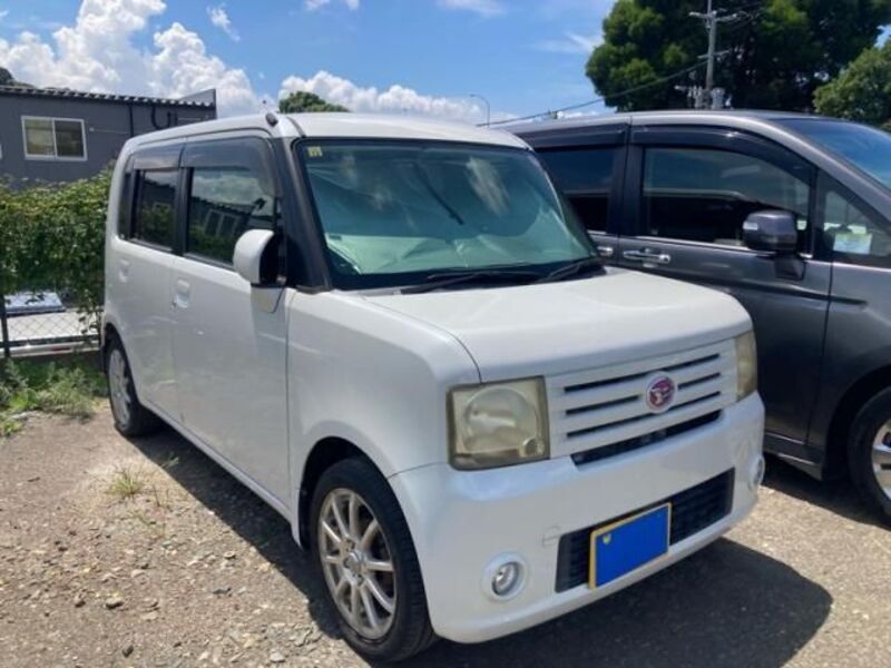 DAIHATSU MOVE CONTE