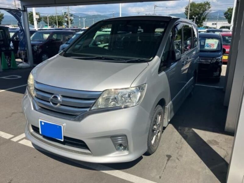 NISSAN SERENA