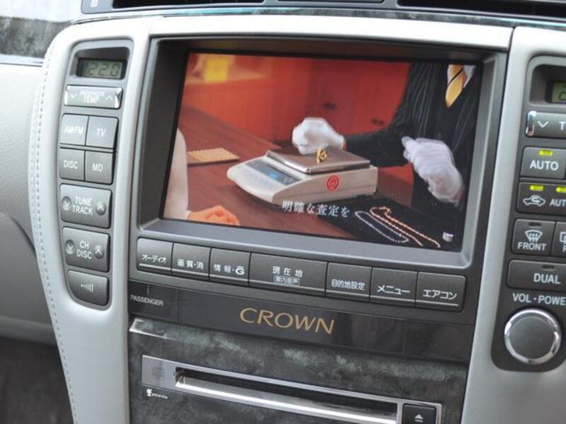 CROWN