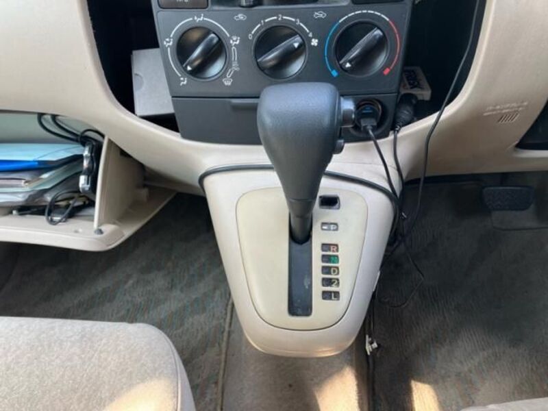 COROLLA SPACIO