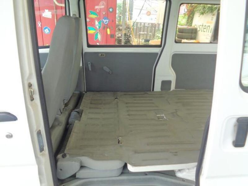 MINICAB VAN