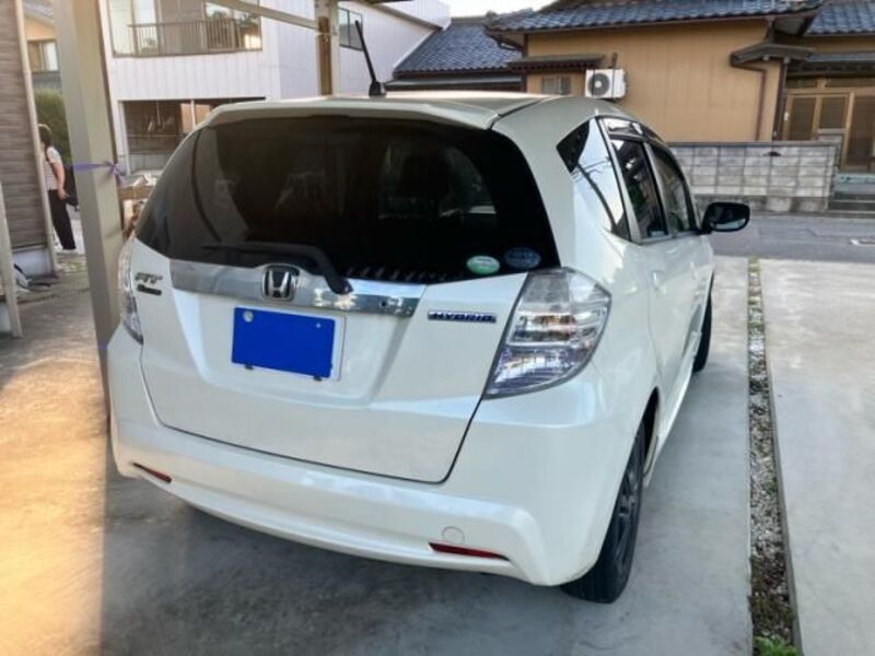 FIT HYBRID