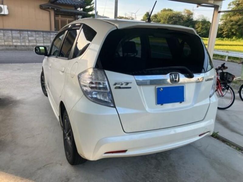 FIT HYBRID