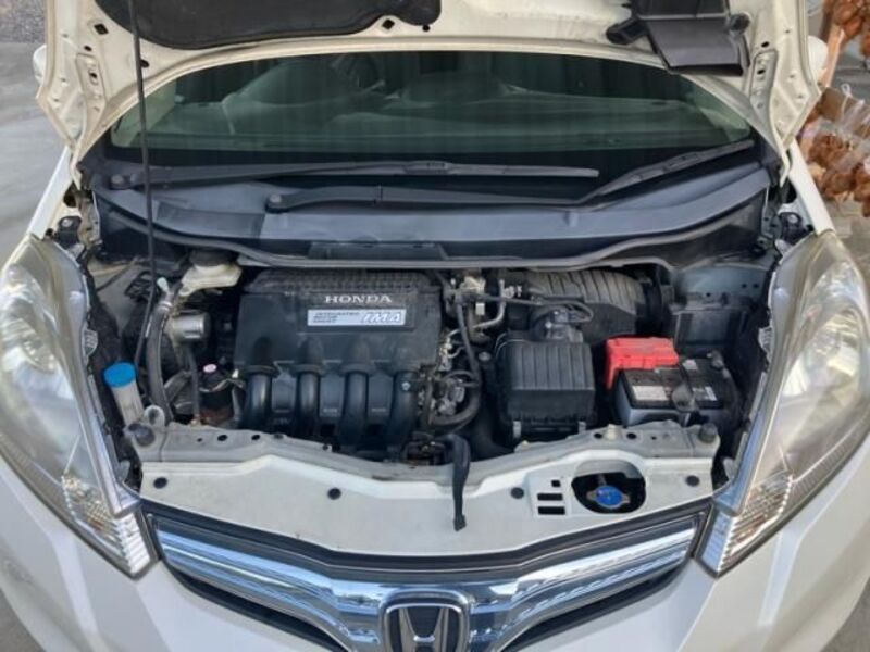 FIT HYBRID