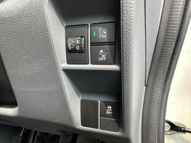 N-VAN