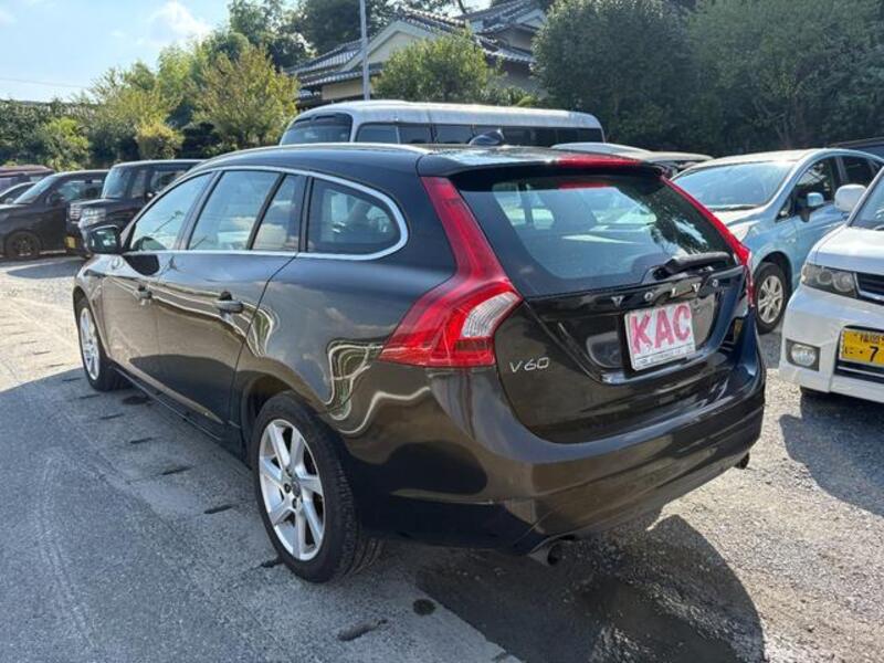 V60
