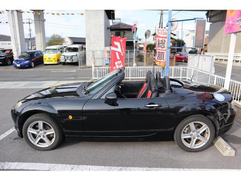 ROADSTER